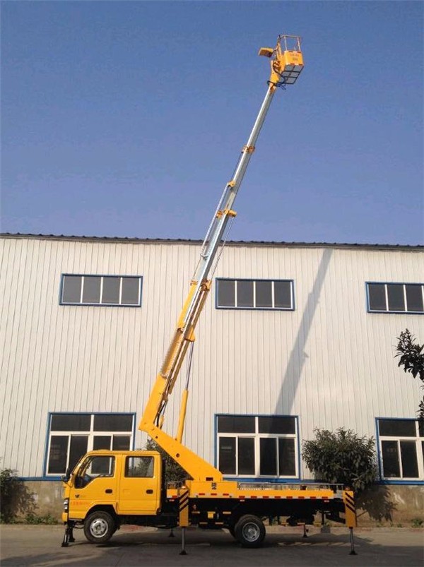 綏陽(yáng)直臂高空作業(yè)車(chē) 國(guó)六標(biāo)準(zhǔn)，高效作業(yè)的理想伙伴