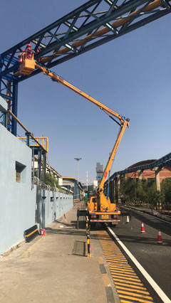 高空作業(yè)車(chē)的租賃指南 選擇高空車(chē)、云梯車(chē)、登高車(chē)與升降車(chē)的專(zhuān)業(yè)解析